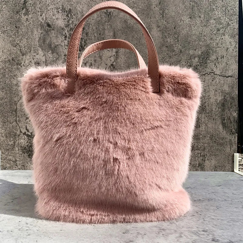 mini fur purse small faux fur handbag for women chain strap bags furry fuzzy bags cute fur bags